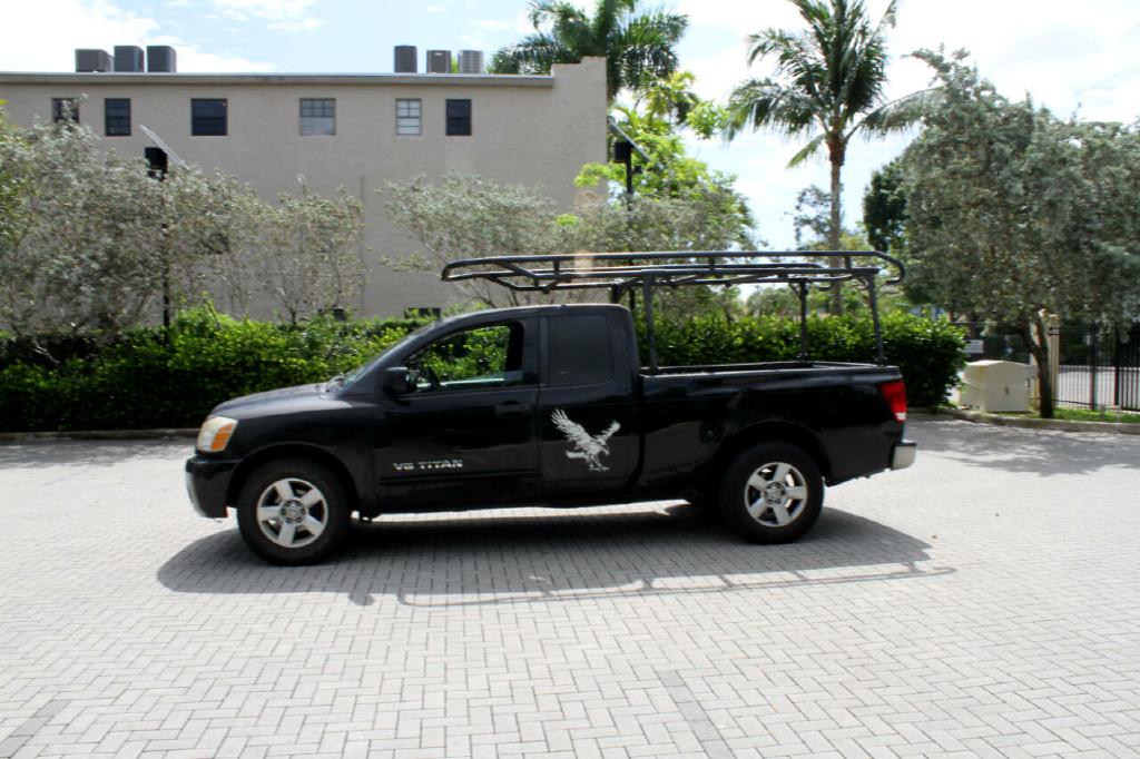 Photo 2 of this NISSAN TITAN