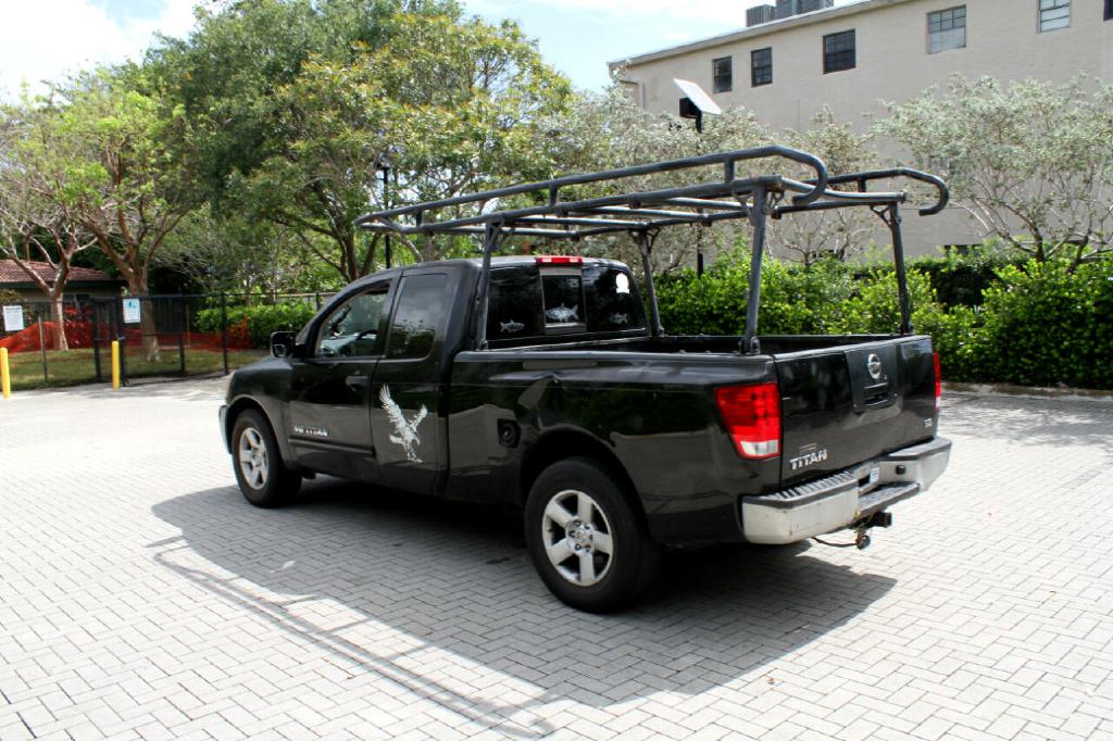 Photo 8 of this NISSAN TITAN