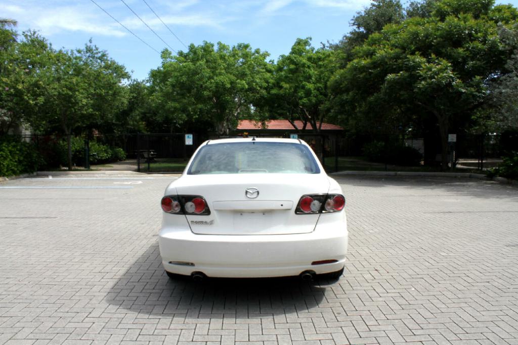 Photo 4 of this MAZDA MAZDA6