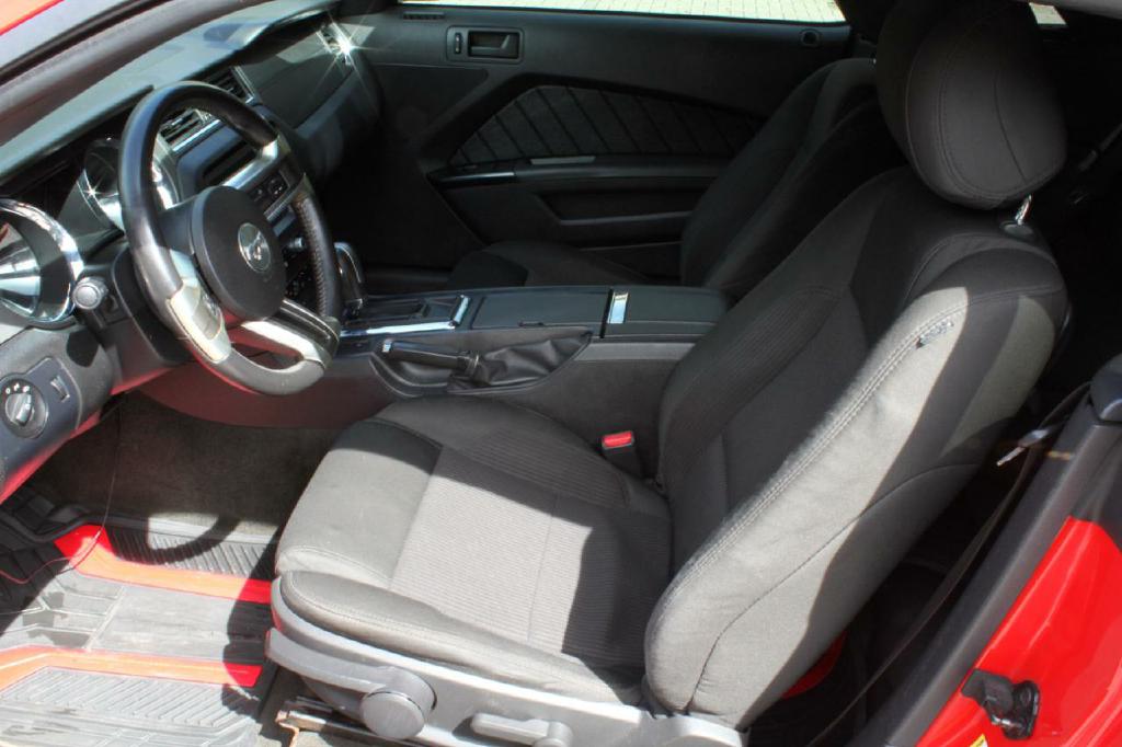 Photo 11 of this FORD MUSTANG