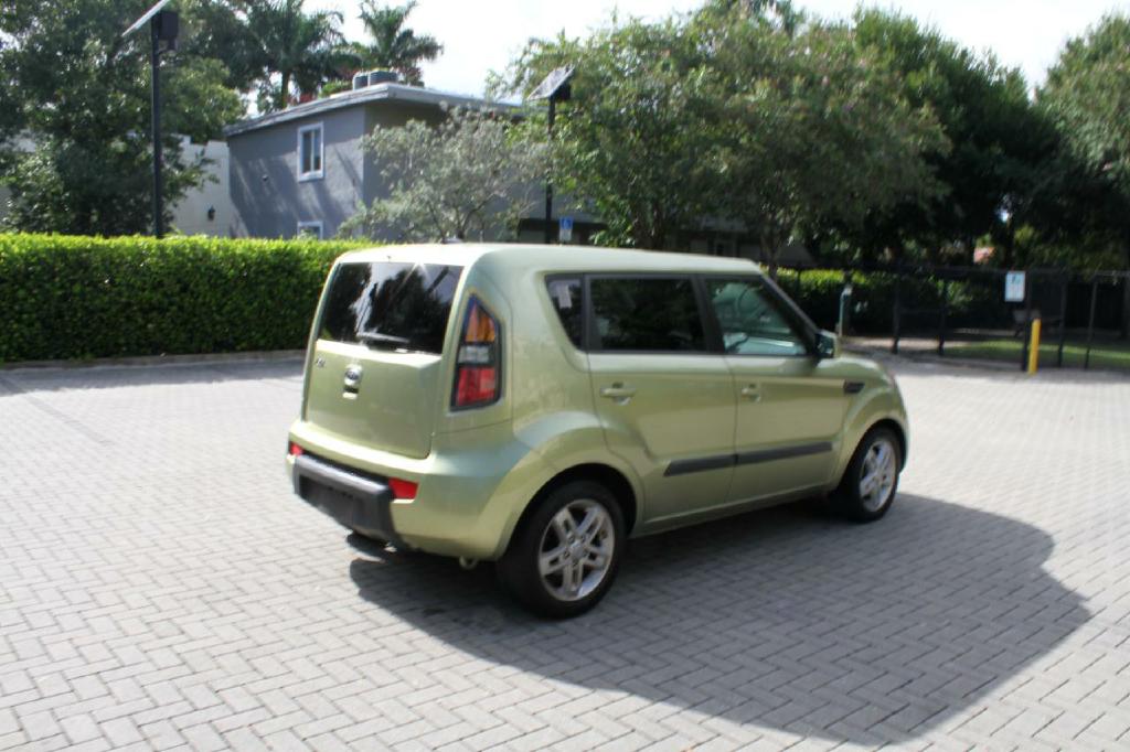 Photo 6 of this KIA SOUL
