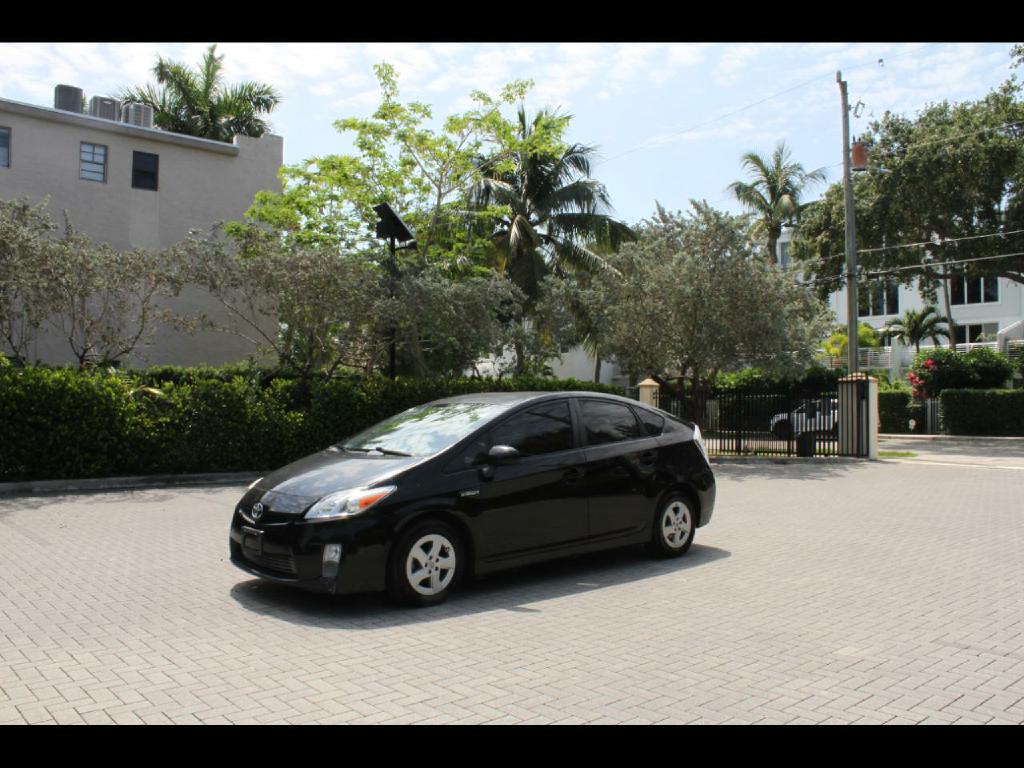 2011 TOYOTA PRIUS