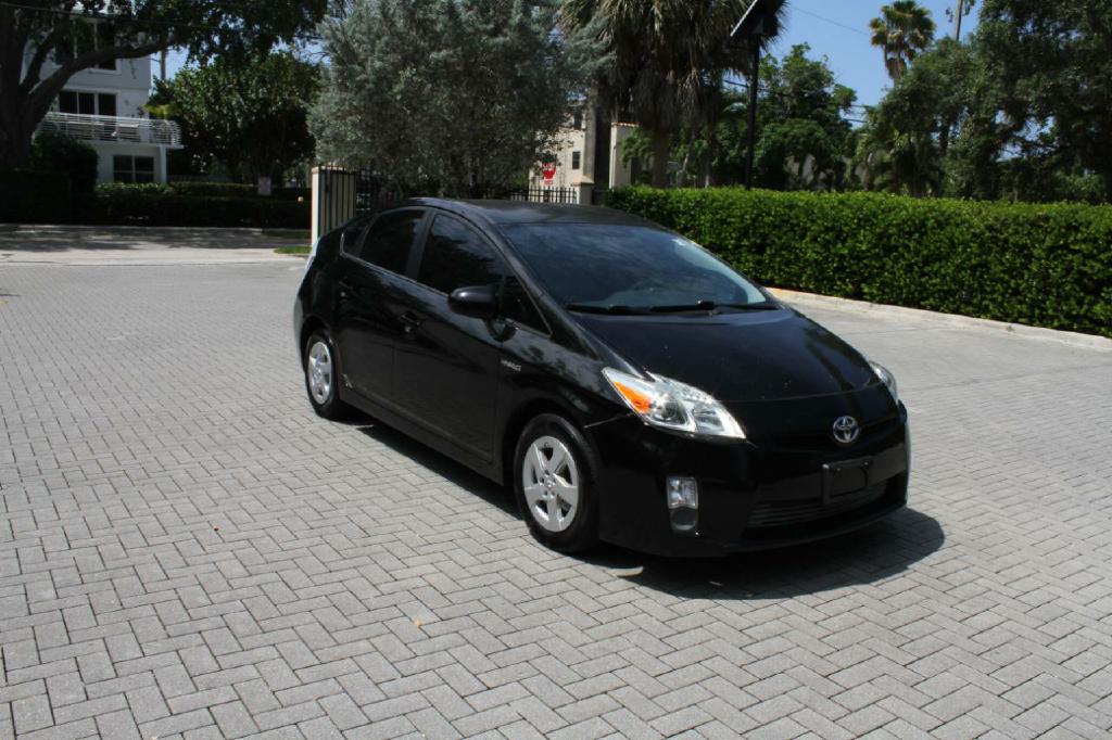 Photo 4 of this TOYOTA PRIUS