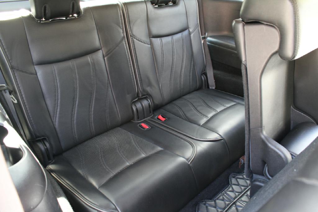 Photo 14 of this INFINITI JX