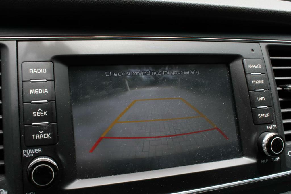 Photo 13 of this KIA SEDONA