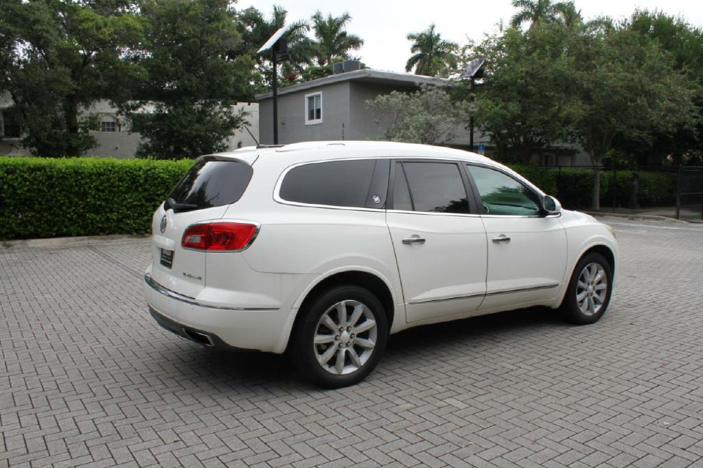 Photo 6 of this BUICK ENCLAVE