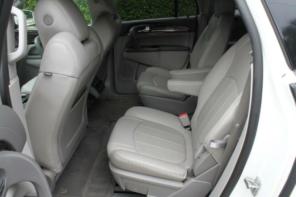 Photo 10 of this BUICK ENCLAVE