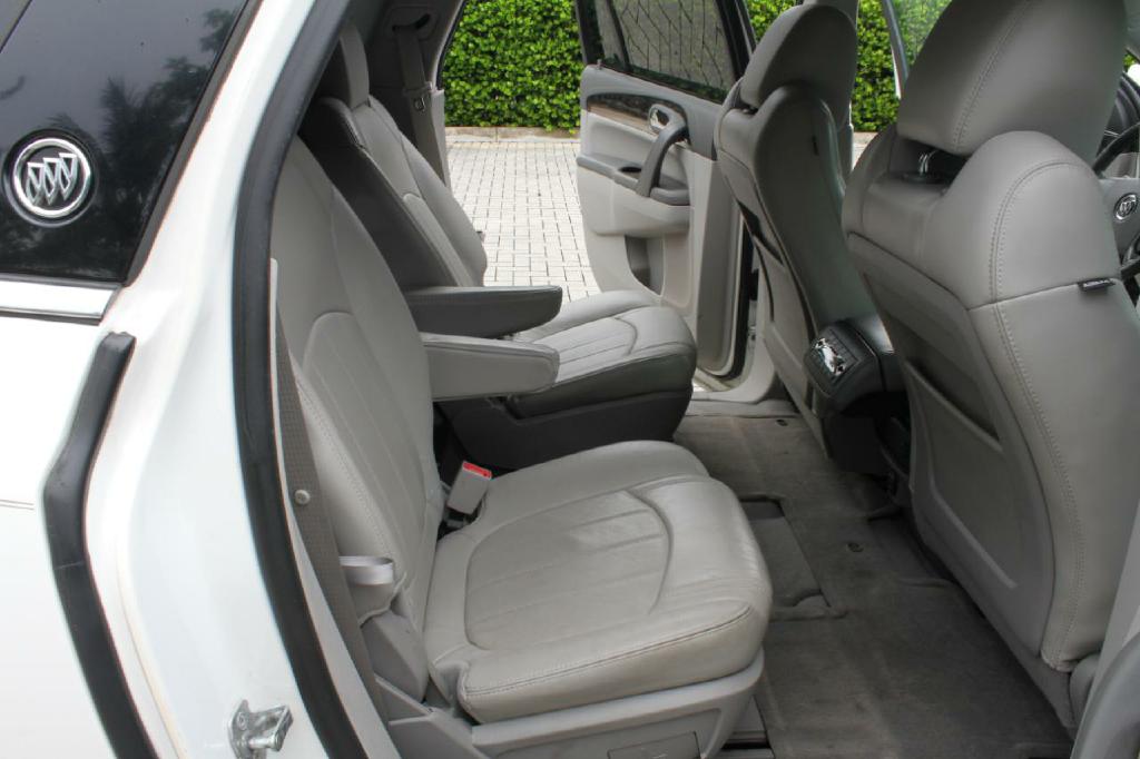 Photo 13 of this BUICK ENCLAVE