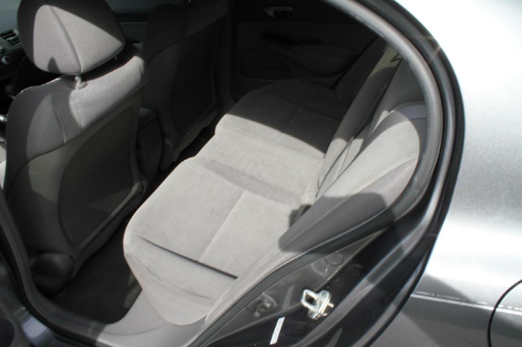 Photo 9 of this HONDA CIVIC