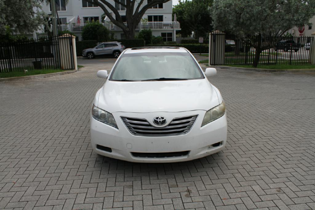 Photo 3 of this TOYOTA CAMRY HYBRID