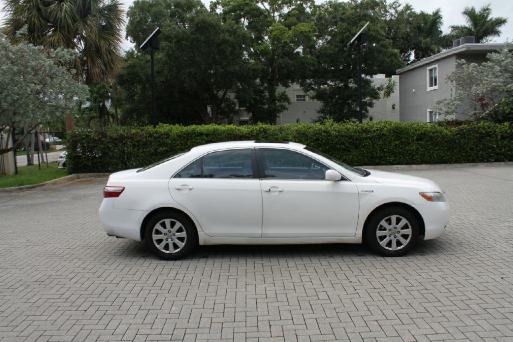 Photo 5 of this TOYOTA CAMRY HYBRID