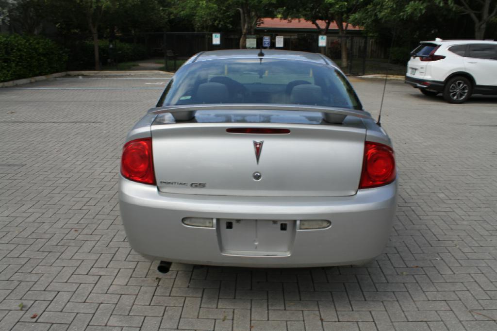 Photo 7 of this PONTIAC G5
