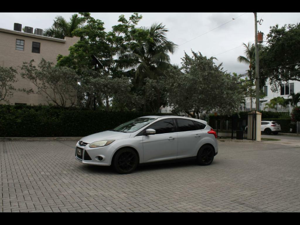 2012 FORD FOCUS