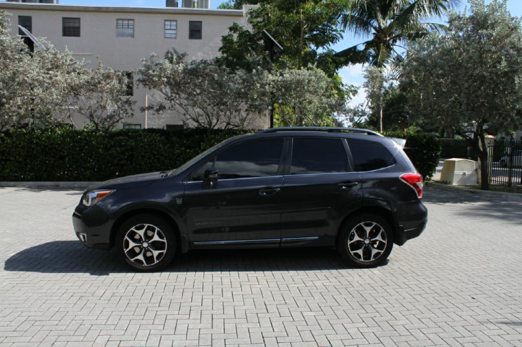 Photo 2 of this SUBARU FORESTER