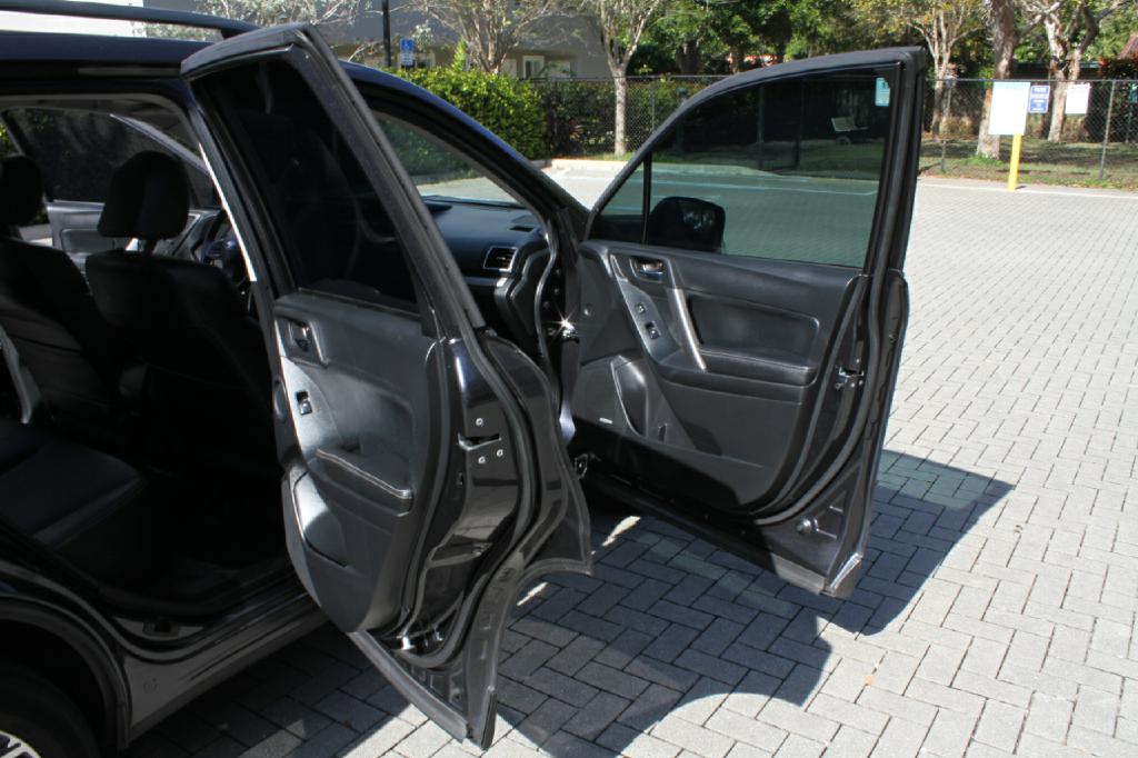 Photo 12 of this SUBARU FORESTER
