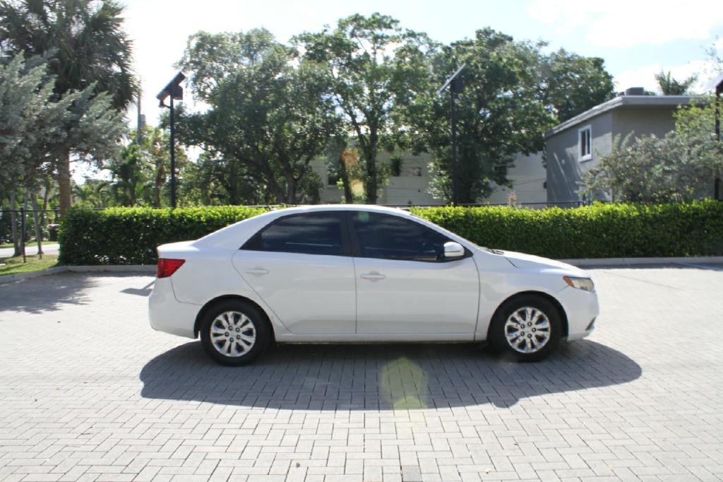 Photo 6 of this KIA FORTE