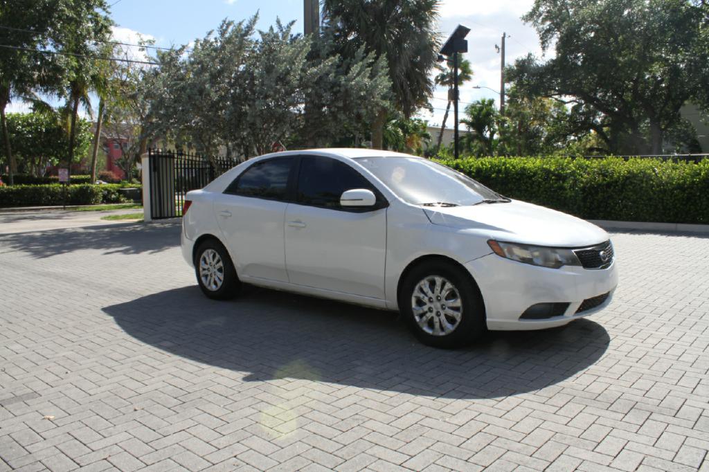 Photo 7 of this KIA FORTE