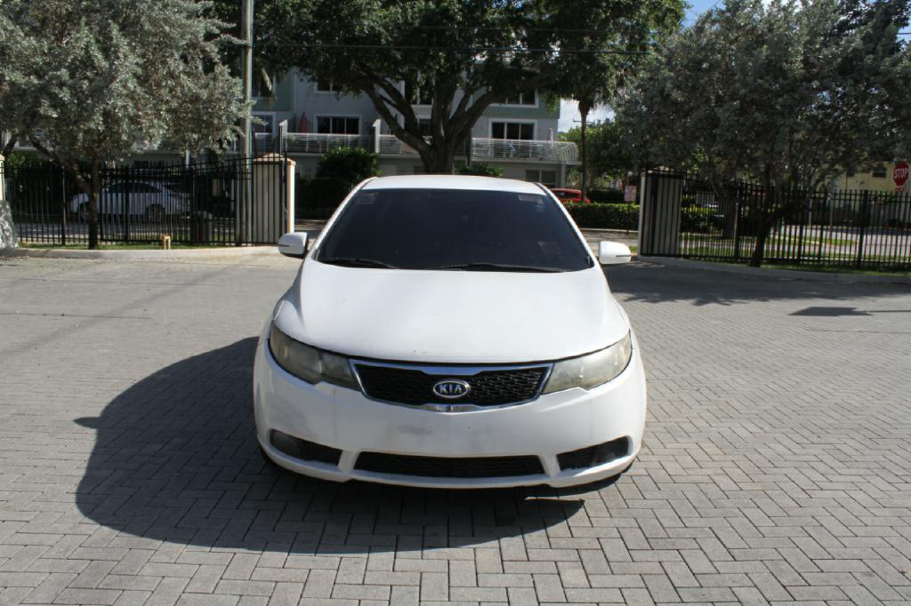 Photo 8 of this KIA FORTE