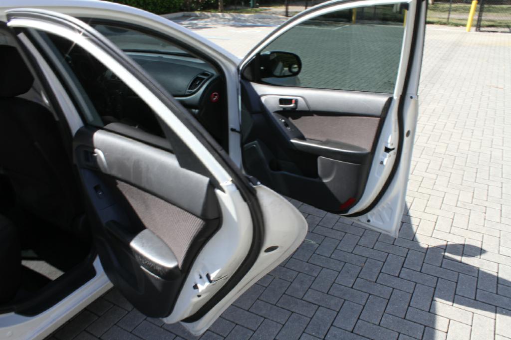 Photo 12 of this KIA FORTE