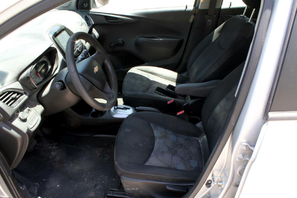 Photo 9 of this CHEVROLET SPARK