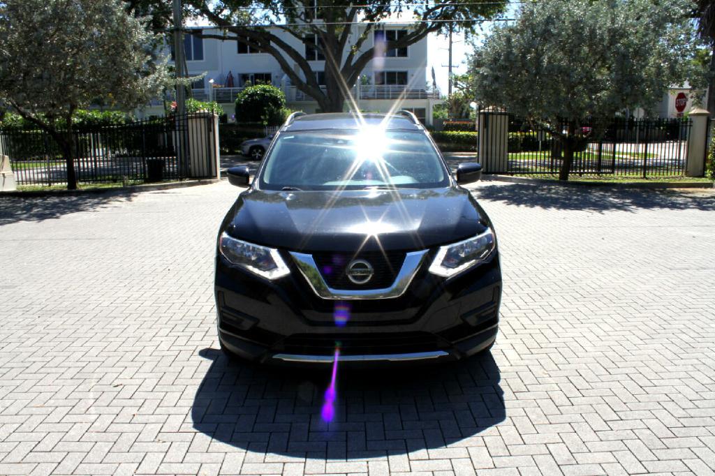 Photo 3 of this NISSAN ROGUE