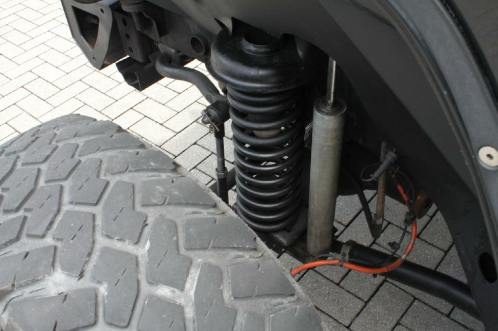 Photo 14 of this JEEP WRANGLER