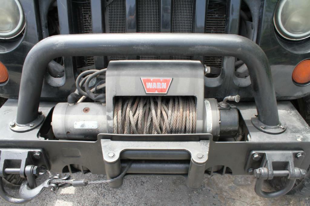 Photo 15 of this JEEP WRANGLER