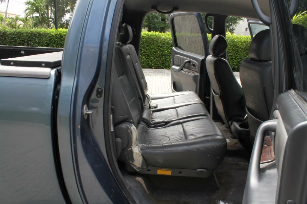 Photo 13 of this TOYOTA TUNDRA