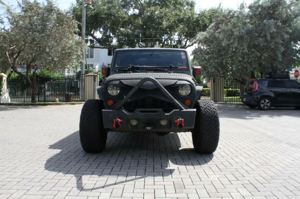 Photo 4 of this JEEP WRANGLER