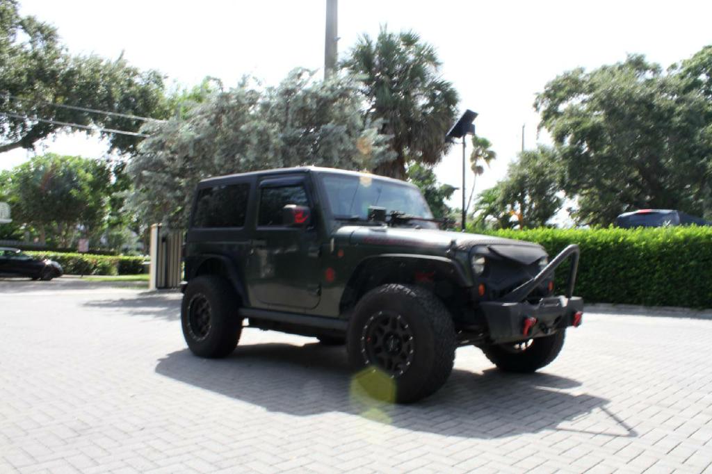 Photo 5 of this JEEP WRANGLER