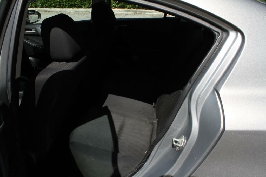 Photo 10 of this MAZDA MAZDA3