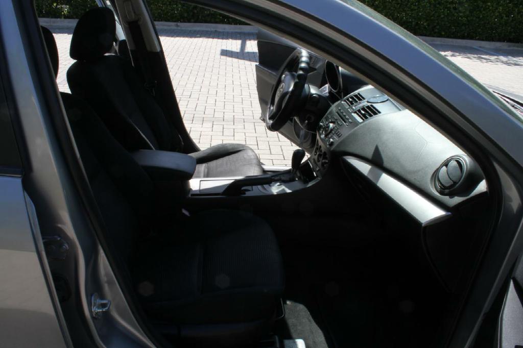 Photo 13 of this MAZDA MAZDA3