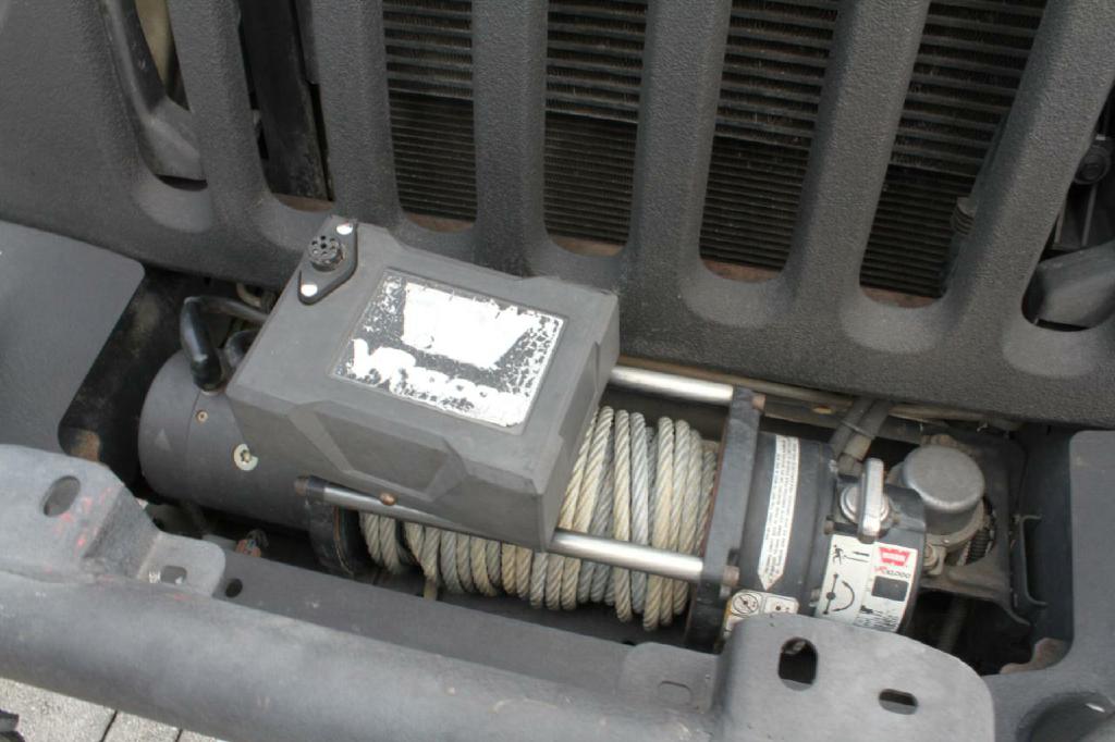 Photo 21 of this JEEP WRANGLER