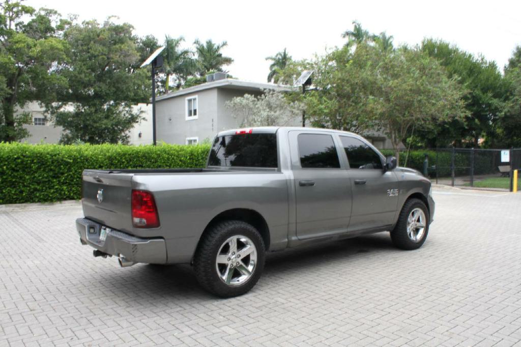 Photo 6 of this RAM 1500