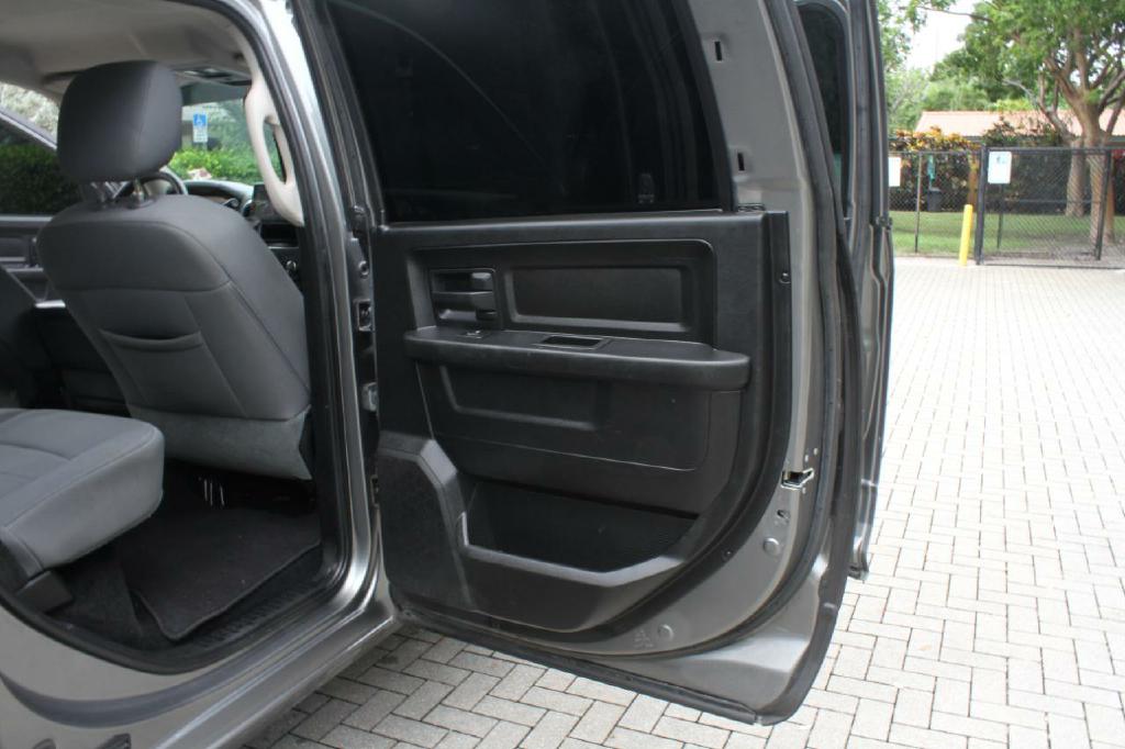 Photo 14 of this RAM 1500
