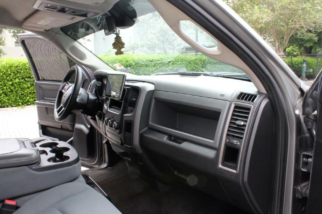 Photo 16 of this RAM 1500