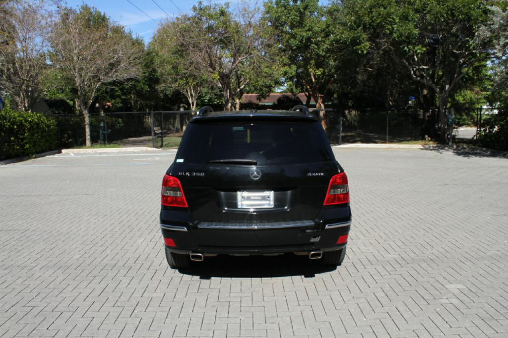 Photo 7 of this MERCEDES-BENZ GLK-CLASS