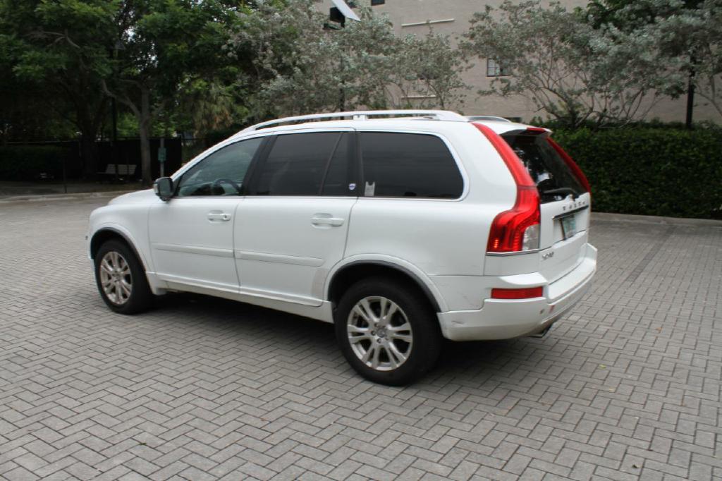 Photo 7 of this VOLVO XC90