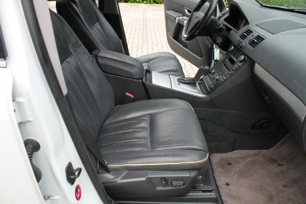 Photo 15 of this VOLVO XC90