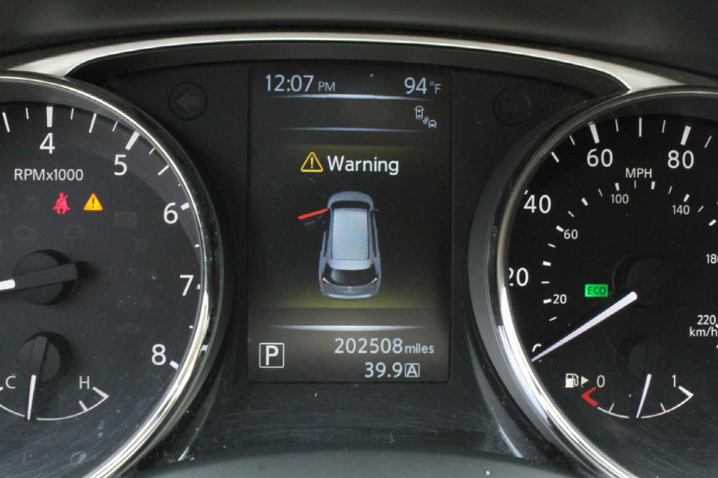 Photo 11 of this TOYOTA CAMRY