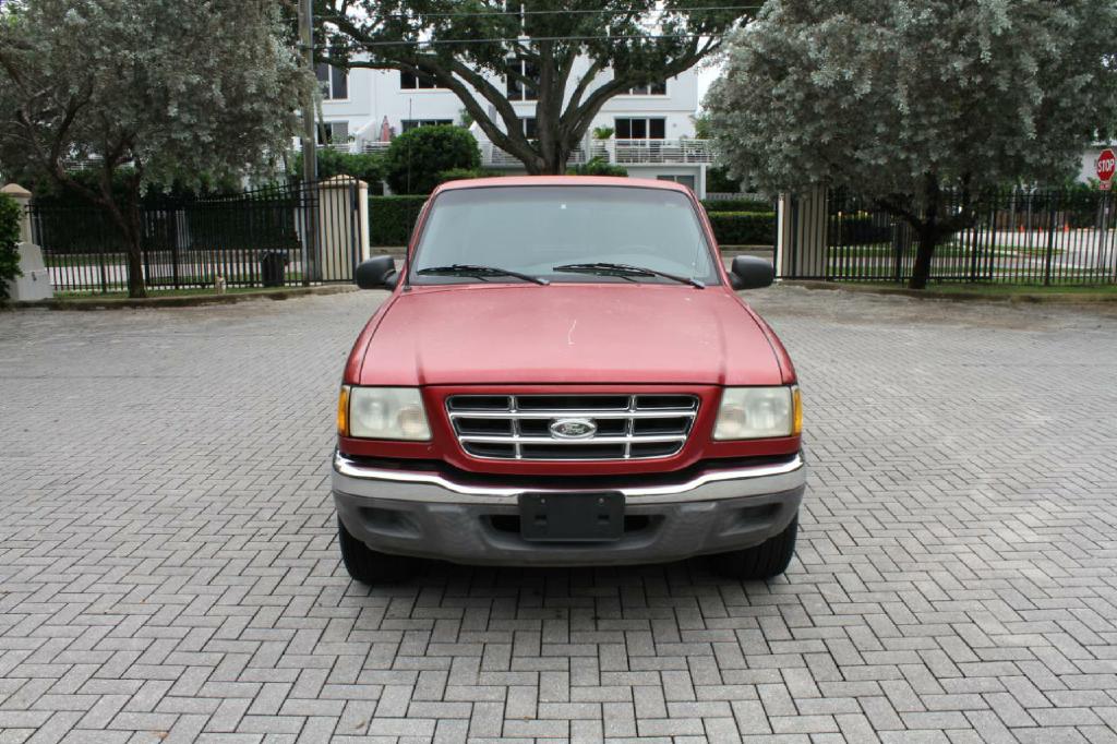 Photo 2 of this FORD RANGER