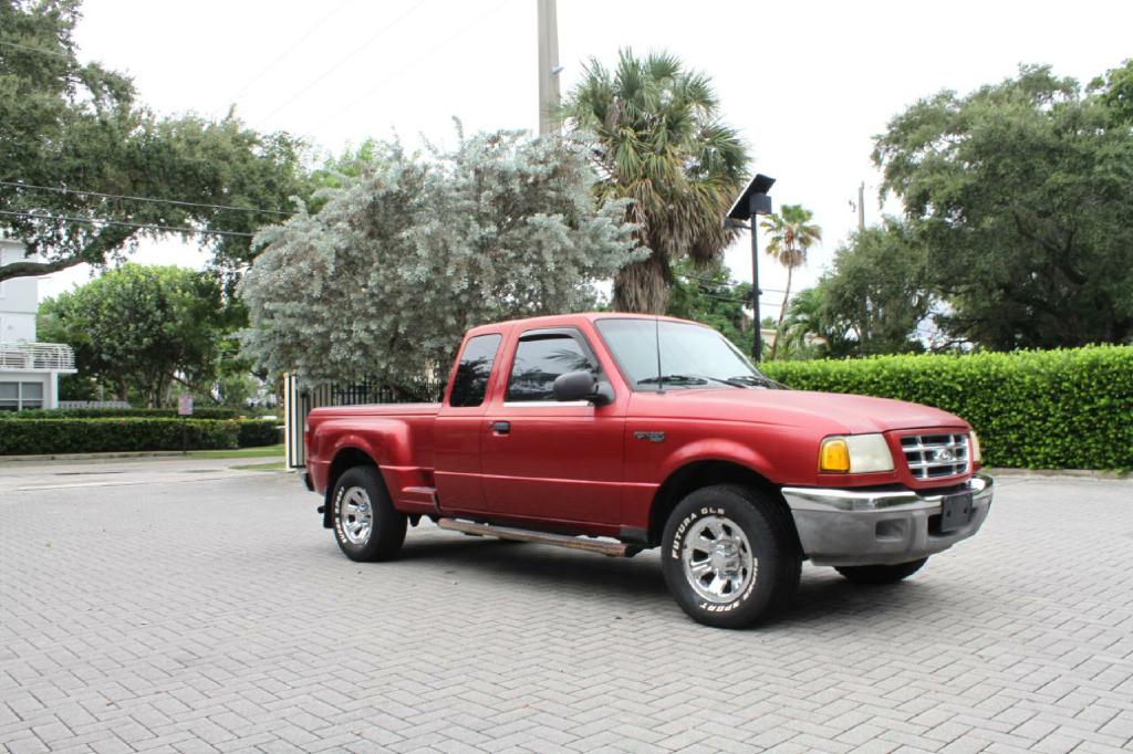 Photo 3 of this FORD RANGER