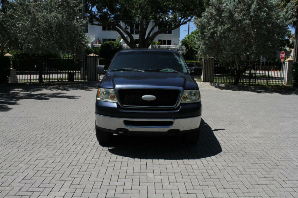 Photo 3 of this FORD F-150