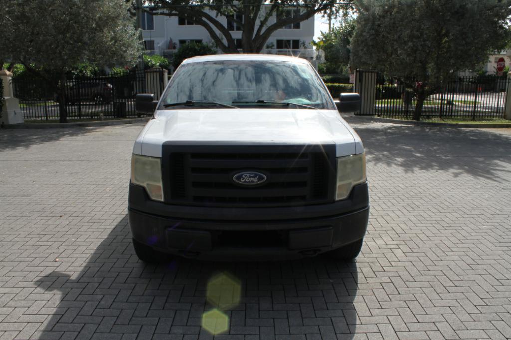Photo 3 of this FORD F-150