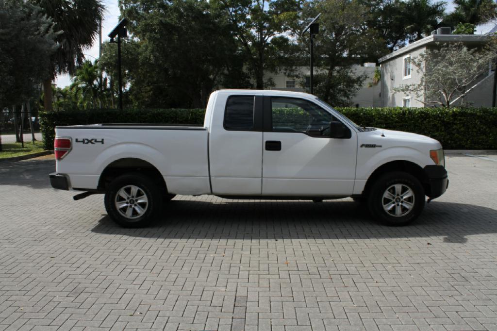 Photo 5 of this FORD F-150