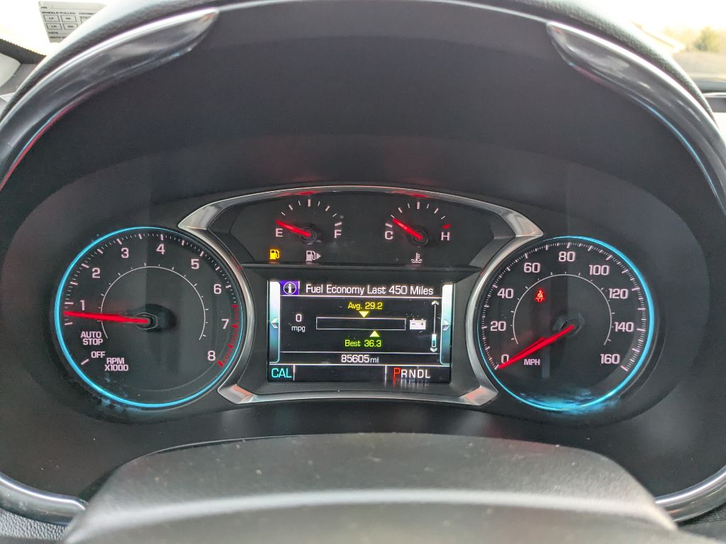 Photo 9 of this CHEVROLET MALIBU