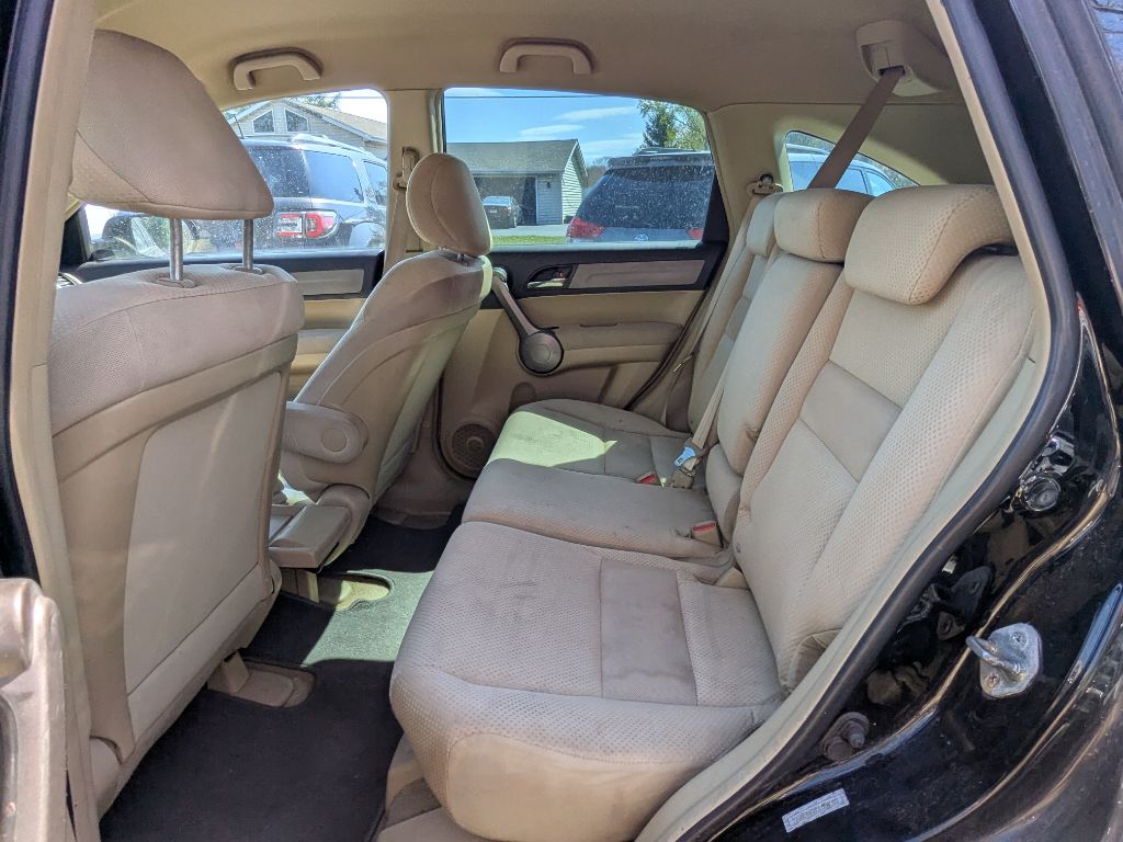 Photo 8 of this HONDA CR-V