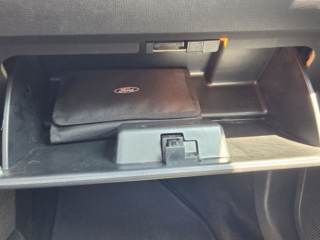 Photo 19 of this FORD FLEX