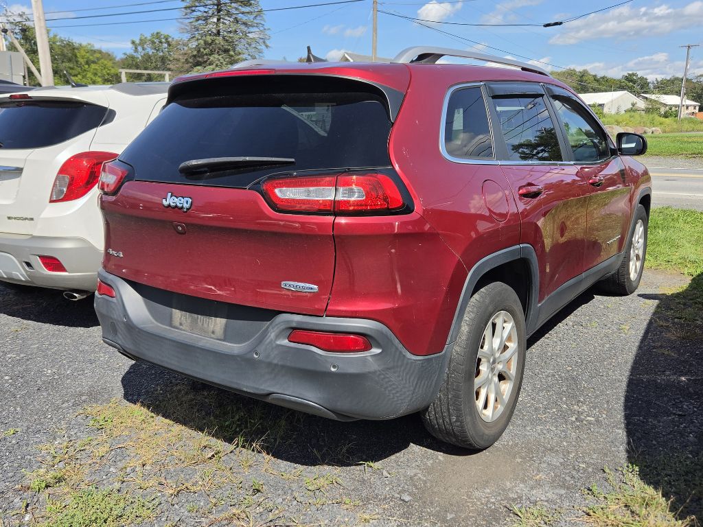 Photo 3 of this JEEP CHEROKEE