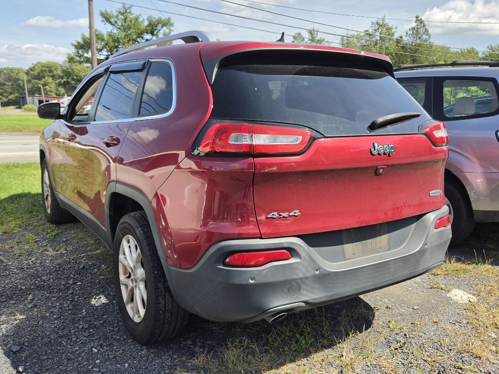 Photo 2 of this JEEP CHEROKEE